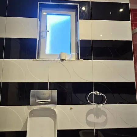Ihostel Hostel